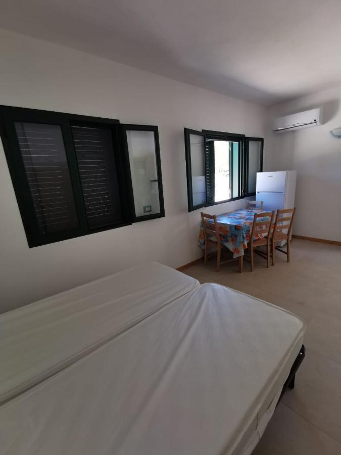 Villaggio Camping Uria Foce Varano Exterior photo